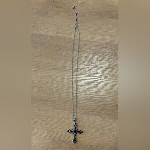Avon Style Cross Pendant with Black Stones 17” Necklace 2” Extender Silver Tone